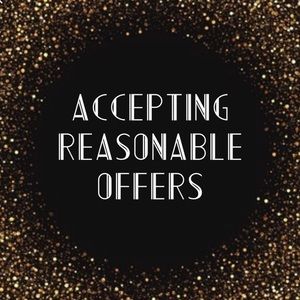 ACCEPTING REASONABLE OFFERS!😊💕